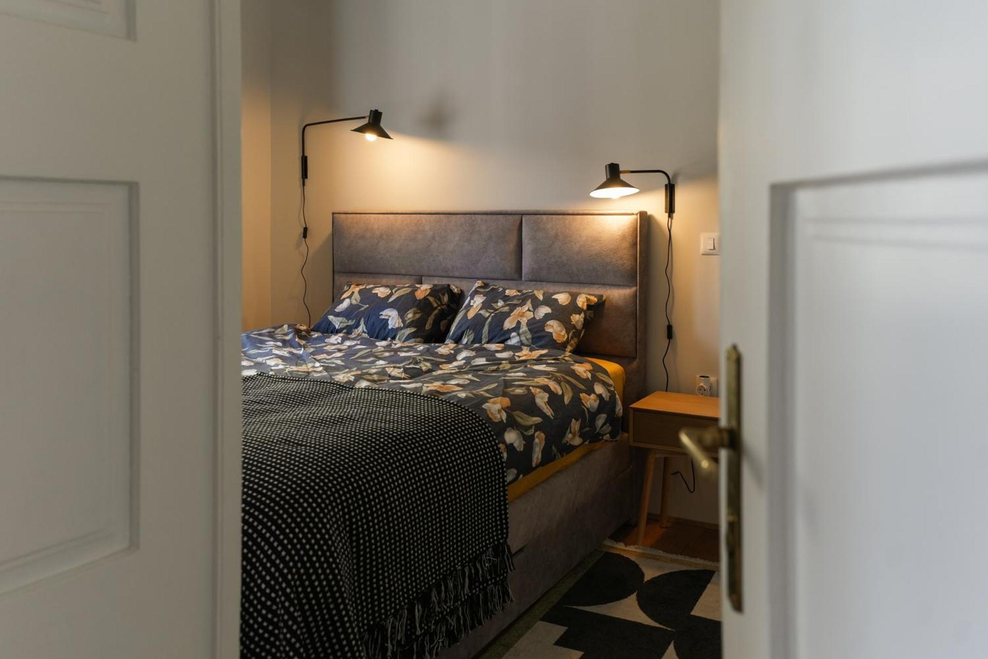 Apartment Ludwig - Films & Movies Collection ซาเกร็บ ภายนอก รูปภาพ